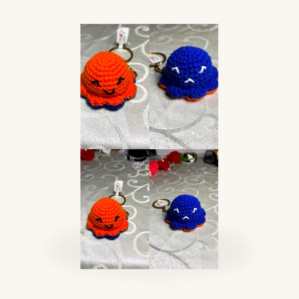 Tortuguitas naranja y azul tejidas